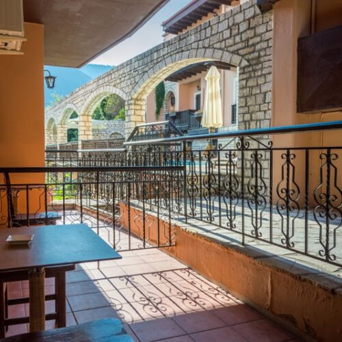 Standard Double with Side View